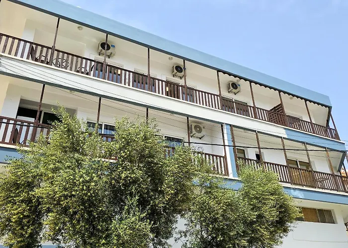 Sky Ward City Rooms, 150M From Chabad Lubavitch