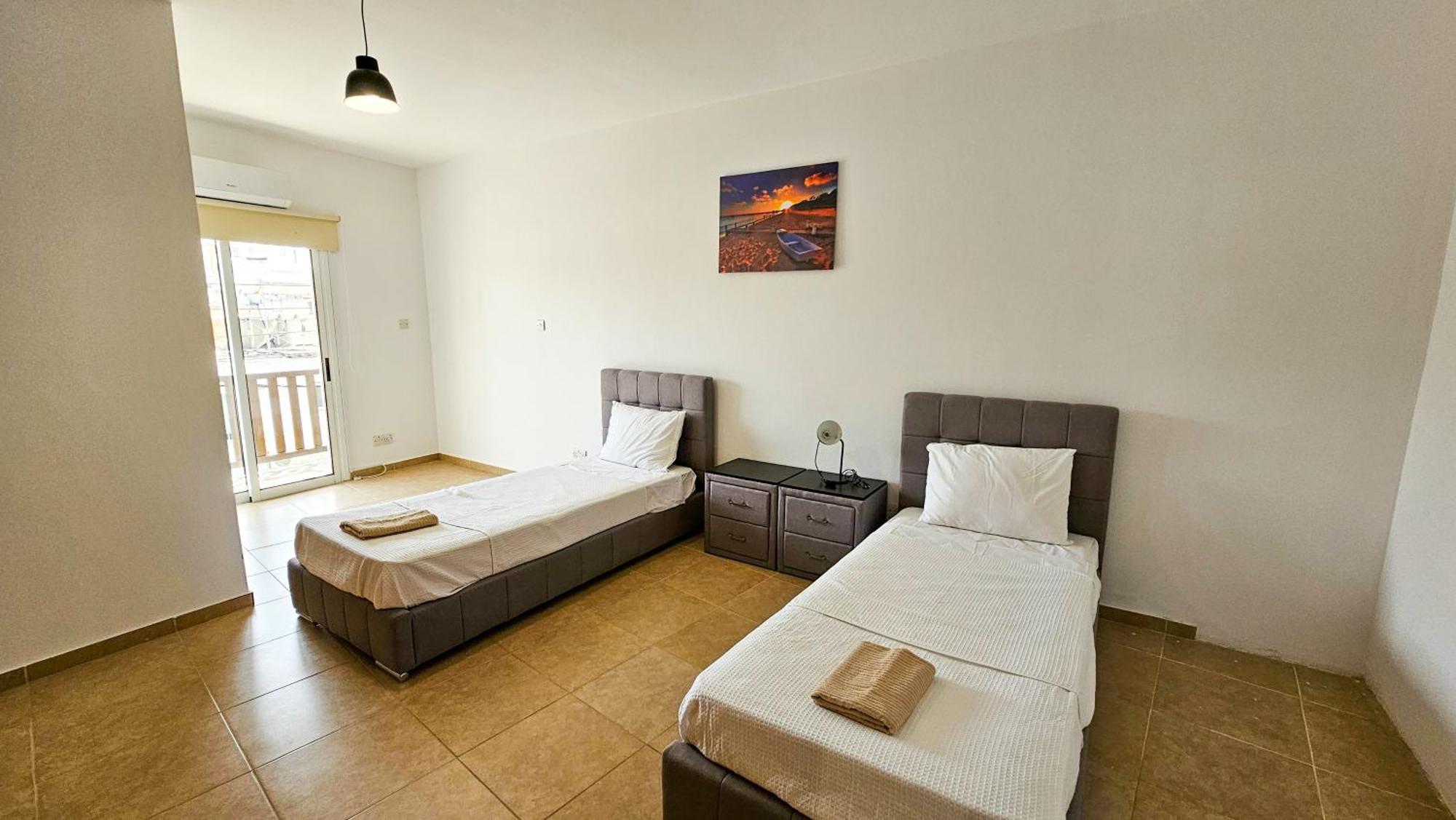 Apartment Sky Ward Rooms, 150m From Chabad Lubavitch *